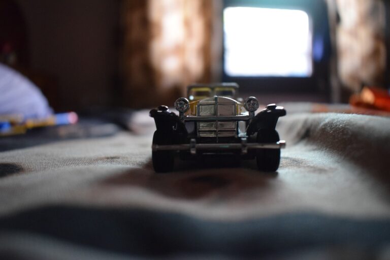 The Psychology of Car Mirror Design: Safety, Visibility, and Aesthetic Preferences